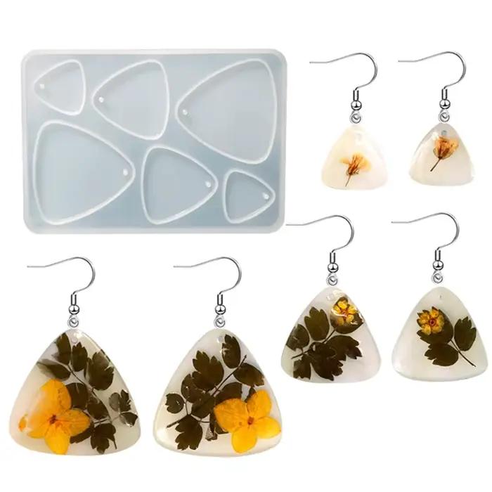 Moule boucle d'oreille en résine cristal époxy, ovales ronds, en moule artisanal fait à main
