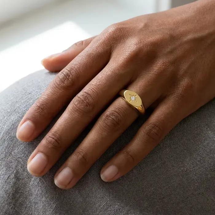 Bagues Chevalière en Or Rempli 14K pour Hommes et Femmes, Bague Moissanite Étoilée Polie Miroir, Étanche, Bijoux Fins, Testée au Diamant