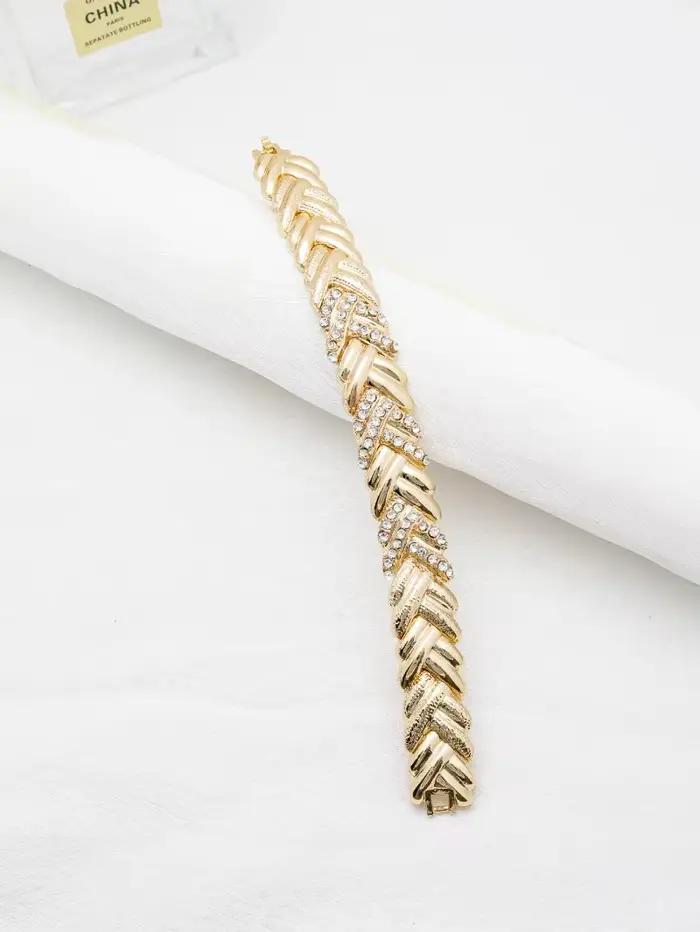 2025 Dubai ensemble de bijoux pour femme plaqué or 18 carats collier de luxe boucles d'oreilles Bracelet et bague ensemble bijoux fête de mariage ensemble tendance