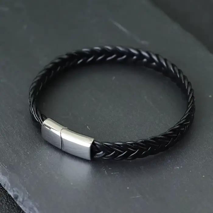 Bracelet en cuir tressé de qualité supérieure pour hommes, fermoir magnétique en acier inoxydable, tissage fait à la main, breloque d'affaires, mari Joias Pulsera