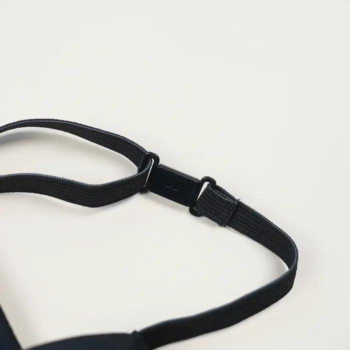 Une pièce de cravate en perles pour femme. Il convient aux filles et aux dames à porter lors des festivals, des fêtes et dans la vie quotidienne. C'est un