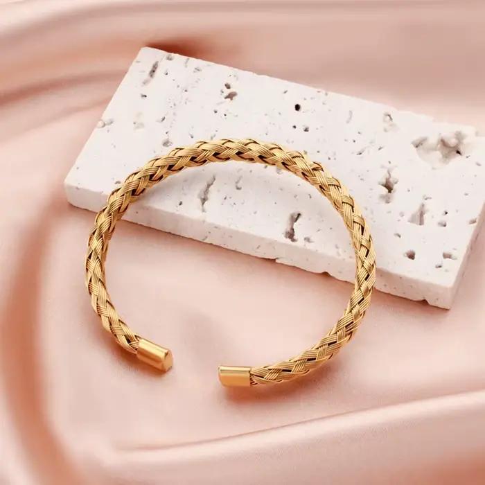 Bracelet jonc ouvert en fil torsadé en acier titane, couleur unie, haut de gamme, inaltérable, minimaliste et délicat, bijoux pour femme