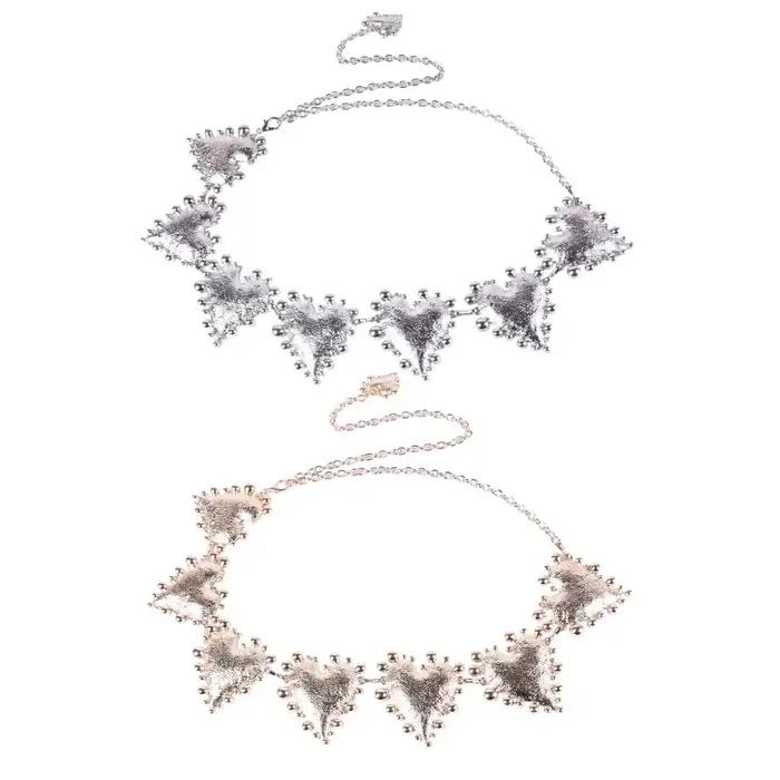 Ceinture chaîne bijoux taille avec Accent cœur, conception en métal réglable pour l'accent taille robe le