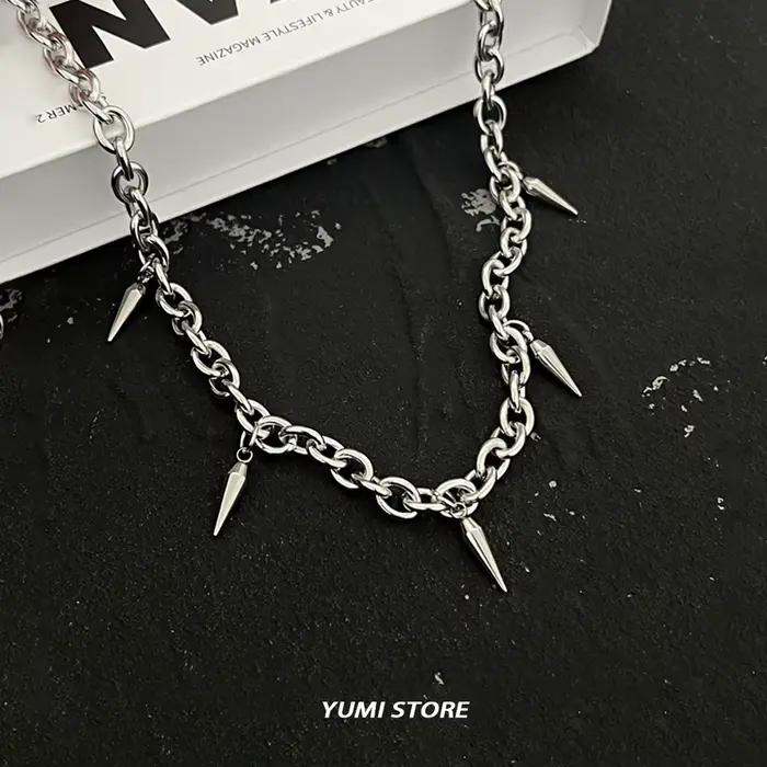 Hip Hop Rivet collier pour homme femme titane acier cône pendentif pull chaîne tour de cou bijoux Punk mâle Cool accessoires
