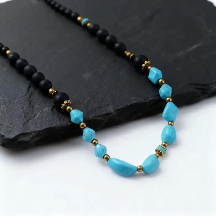 Collier vintage en perles turquoise pour hommes et garçons, colliers ethniques en pierres naturelles irrégulières, bijoux bohèmes d'été, cadeau