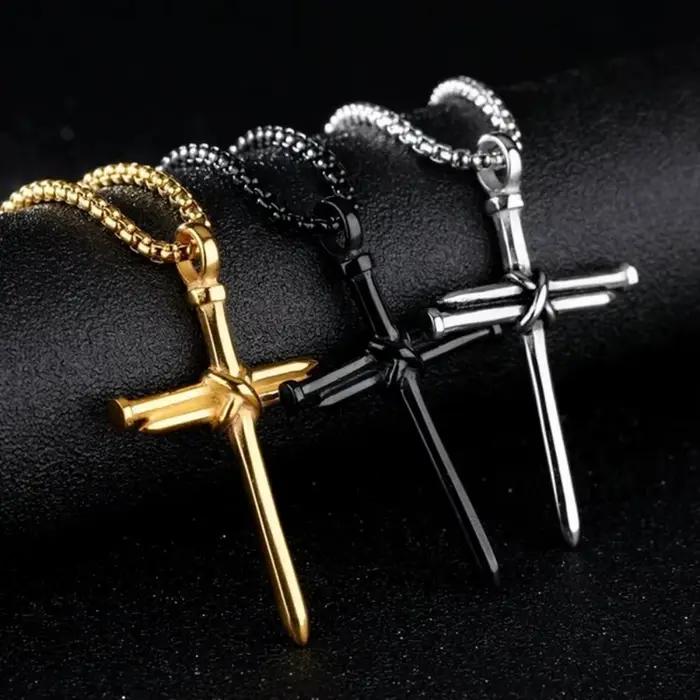 Bijoux pour hommes collier en acier inoxydable noir pendentif croix-chaîne collier cadeau pour hommes en gros
