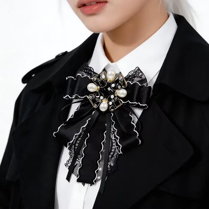Épingles de col de chemise vintage en perles noires et strass avec nœud papillon pour femmes, avec long ruban en dentelle, accessoire de bijouterie élégant