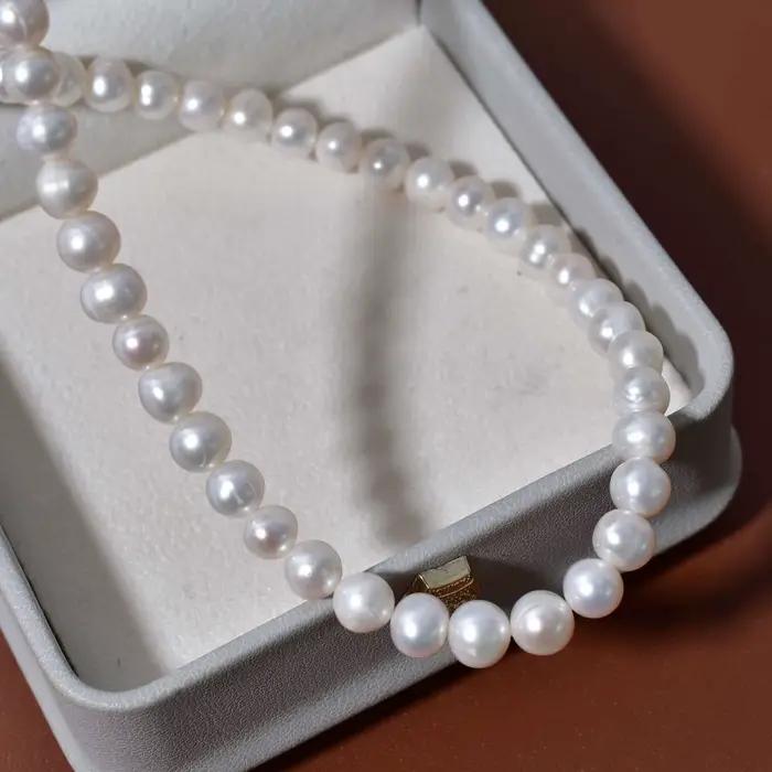 Perles d'eau douce naturelles filetées