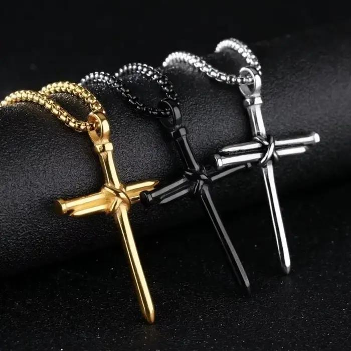 Bijoux pour hommes collier en acier inoxydable noir pendentif croix-chaîne collier cadeau pour hommes en gros