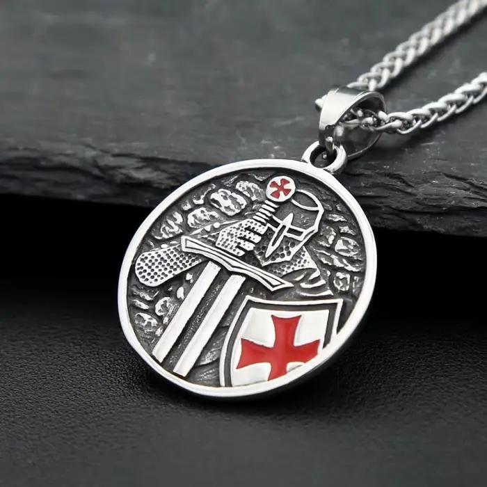 Vintage armure bouclier chevalier templier croix pendentif collier pour hommes en acier inoxydable mode Punk amulette bijoux cadeau livraison directe